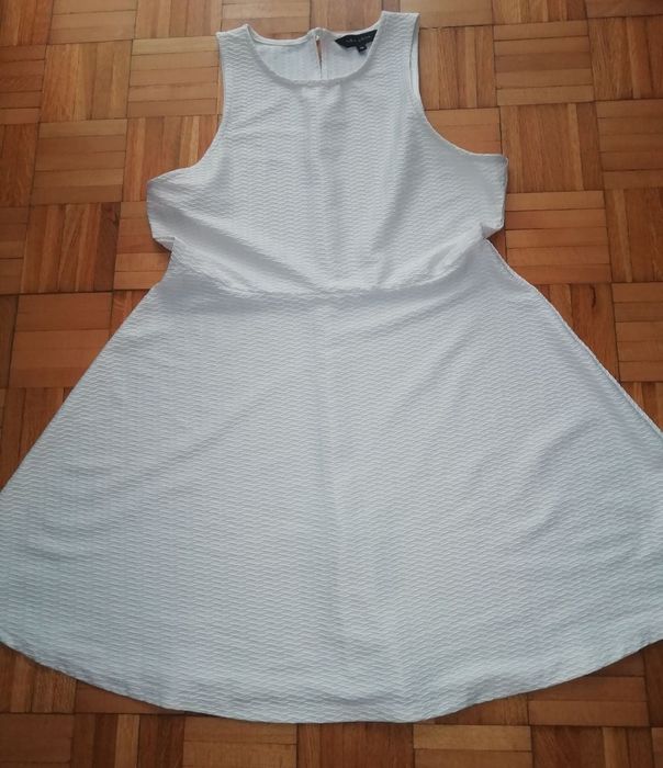 Śliczna sukienka kremowa/ecru New Look roz. 42
