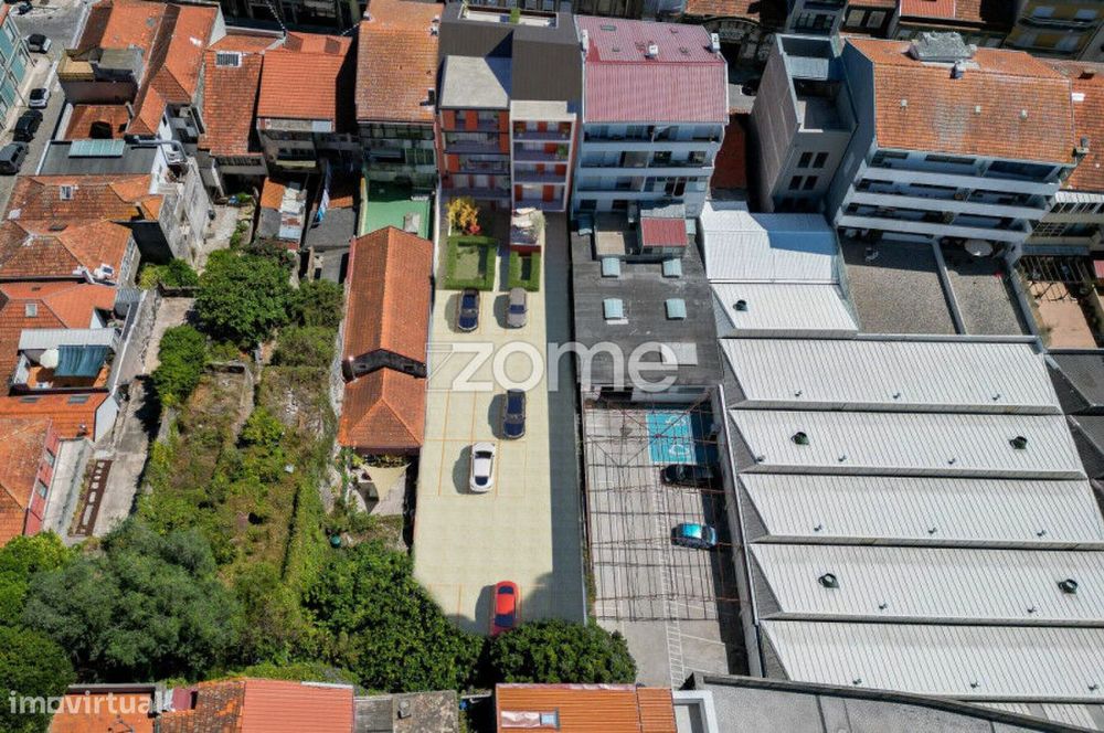 Apartamento T1 * Rua Anselmo Braancamp