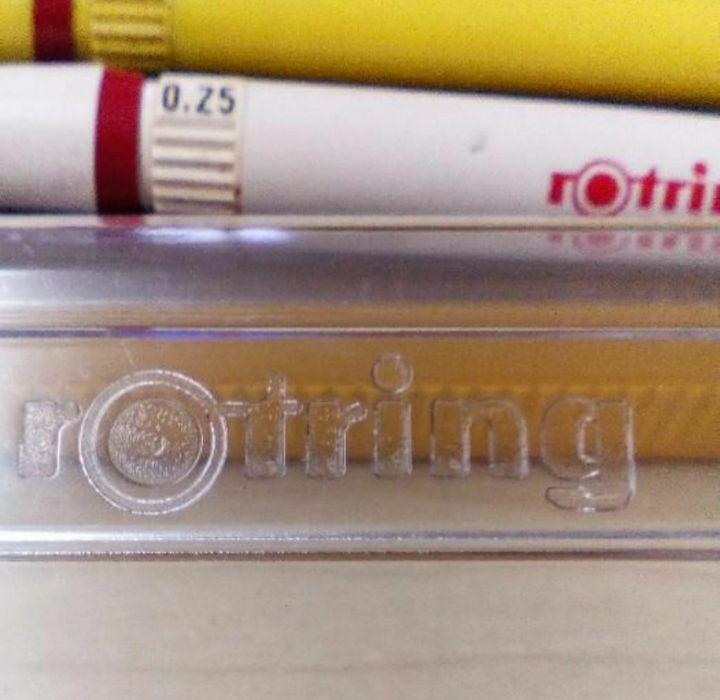 Canetas Tinta da China Rotring Primus..