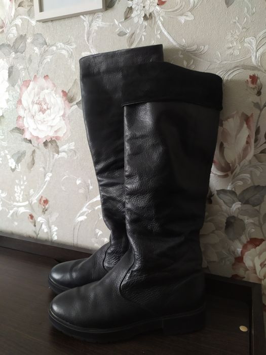 Сапоги женские зимние.Европейка. Натуральная кожа и мех. 39 размер. 25