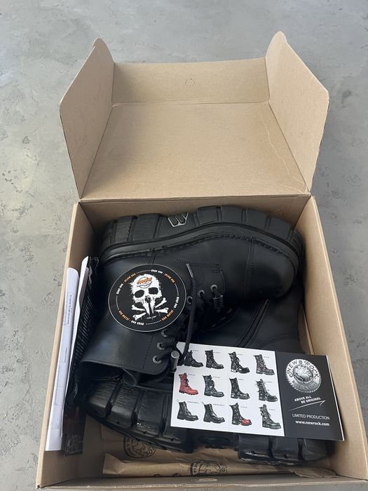 Продаю New Rock 44-43 size