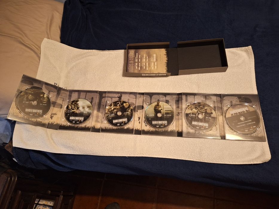Dvds Irmãos de Armas ( Band of brothers ]
