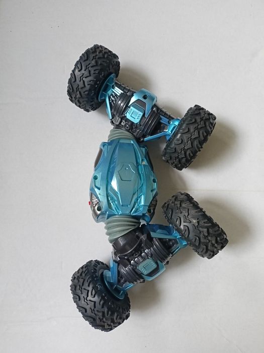 Машина-трансформер на радіокеруванні, перевертиш MOKA A034 та Shantou