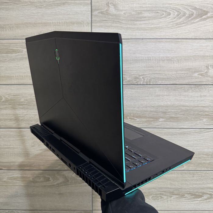 Ігровий ноутбук Dell Alienware 15 i7 8750, Gtx 1060 6Gb