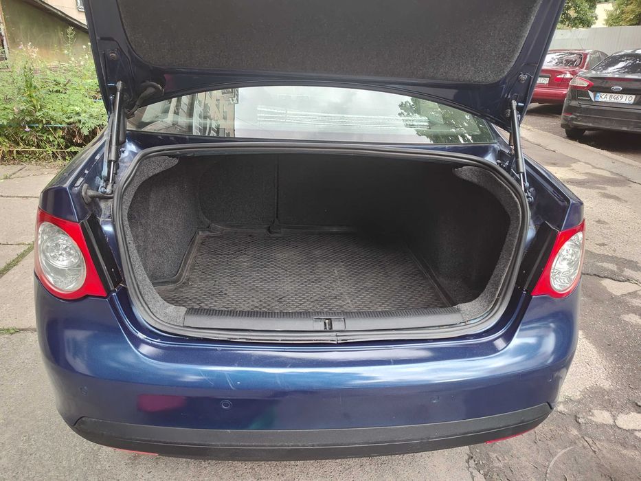 Продам Vw jetta 2007