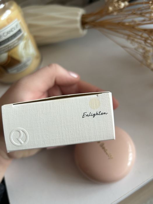 Rozswietlacz rare beauty