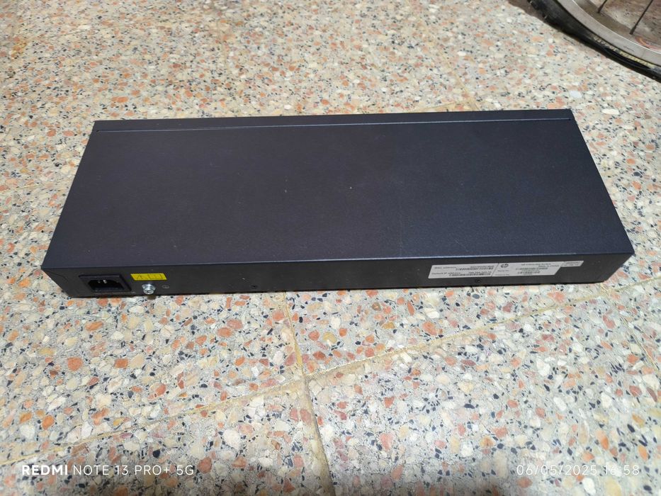 Switch HP V1910-24G (JE006A)