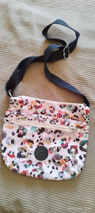 Diversas malas tiracolo Kipling Novas
