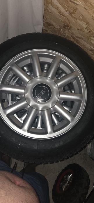 Kola do Audi 80 B4