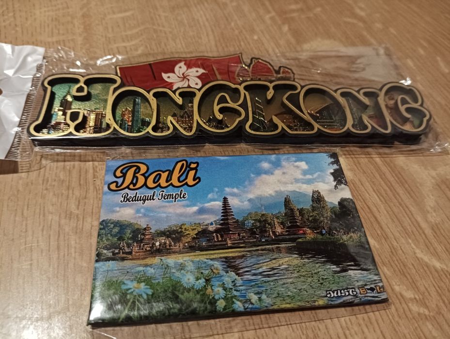 Magnesy na lodówke-Hong Kong i z wyspy Bali.