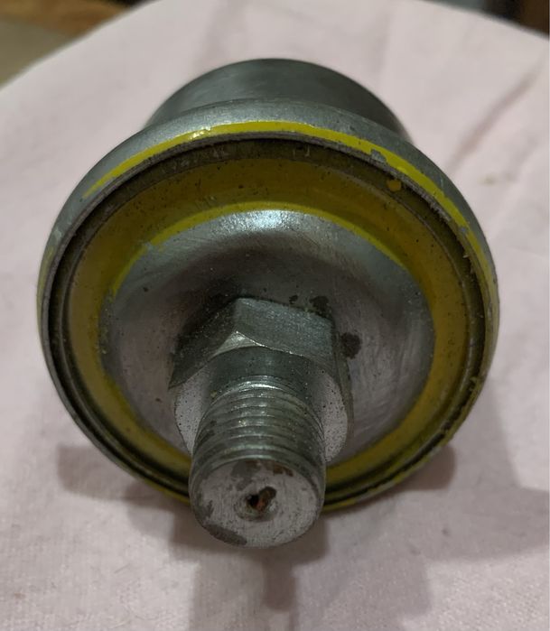 Масляный датчик