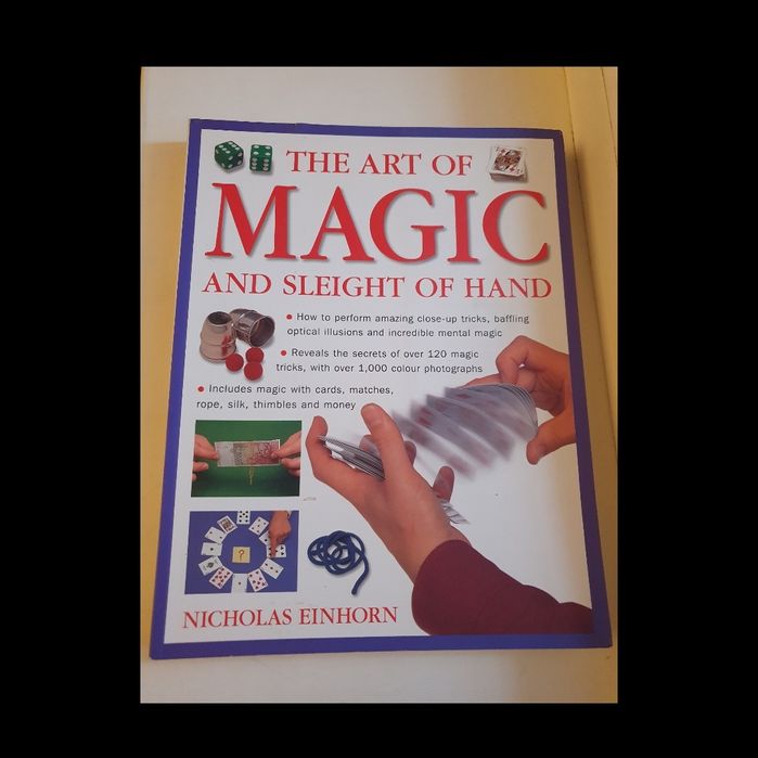 Книга фокусів з картами, англійською