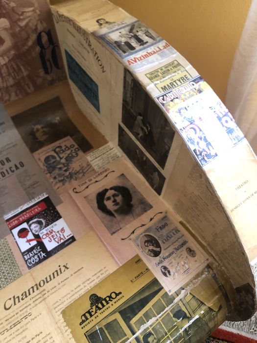Cadeirão em cartão
