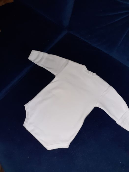 Body niemowlęce śnieżnobiałe 50