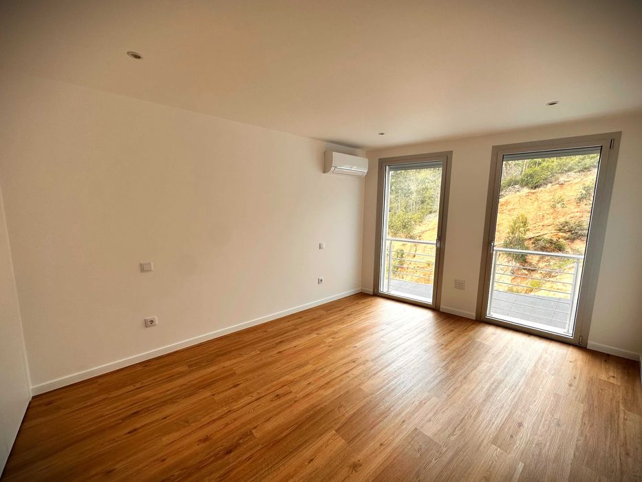Apartamento T1 | Condomínio fechado | Piscina | Ginásio