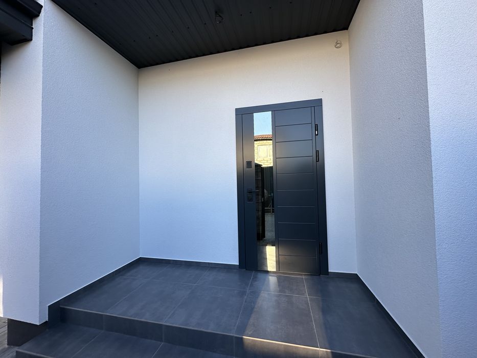 Дуплекс 128м2, закрита територія