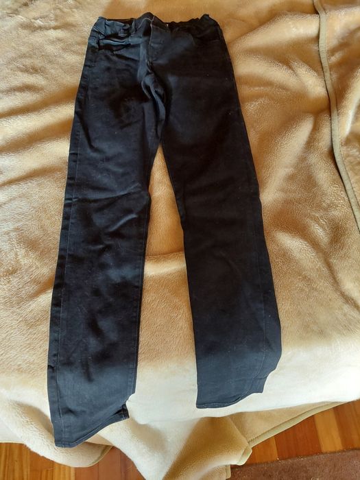 Calças marca Zara de menino