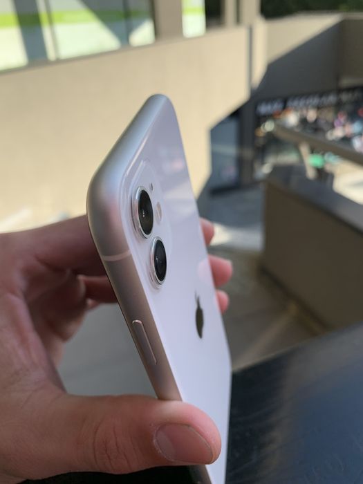 iPhone 11 64GB White, Like New (Exchange)64750940527617122