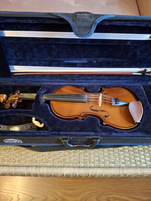 Skrzypce uczniowskie.