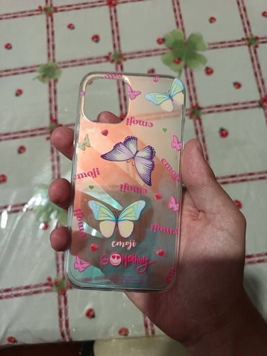 Capa iPhone 11 pro cor transparente com borboletas ( Portes grátis )