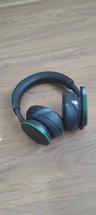 Xbox wireless headset