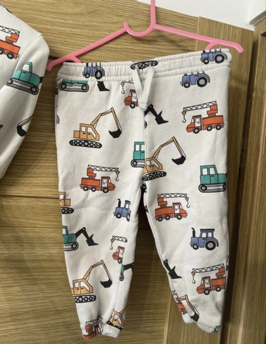 Dres komplet w auta koparki dzwig traktor 86 primark dla chlocpa