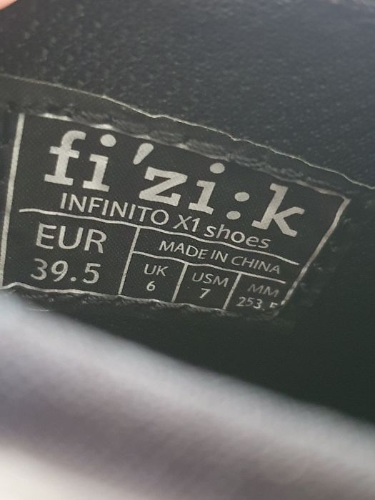 Fizik Infinito X1 39.5 ud full carbon boa x2 253mm spd gravel buty