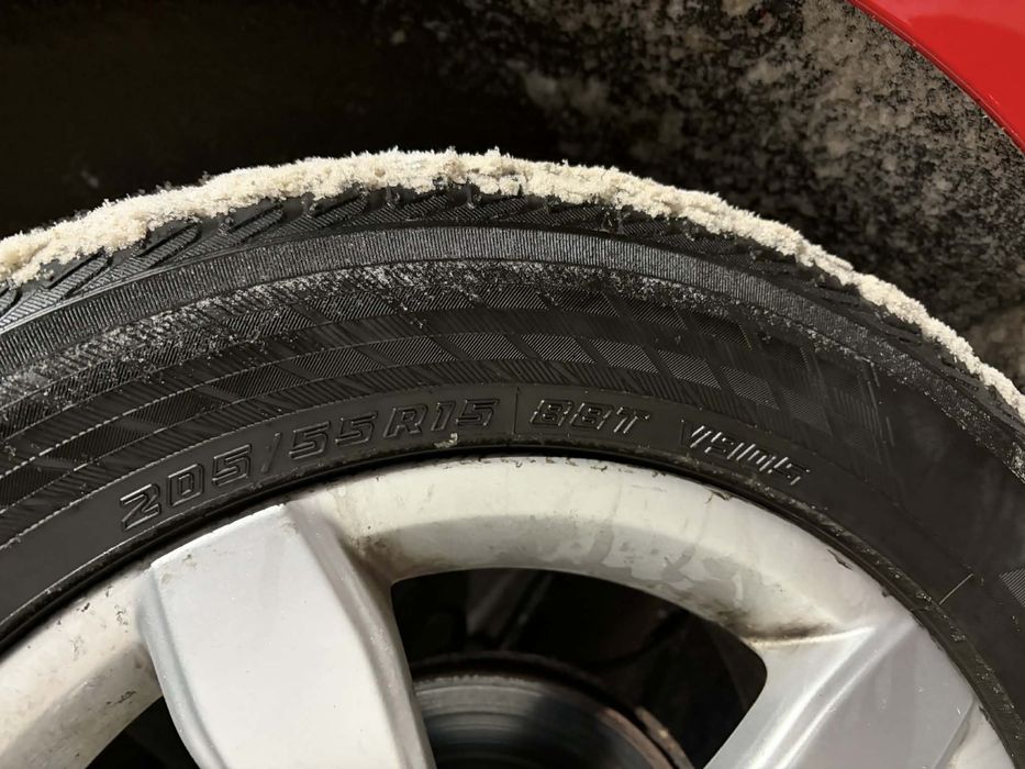 Oryginalne koła felgi Audi A1 – 15 cali Zima opony Yokohama