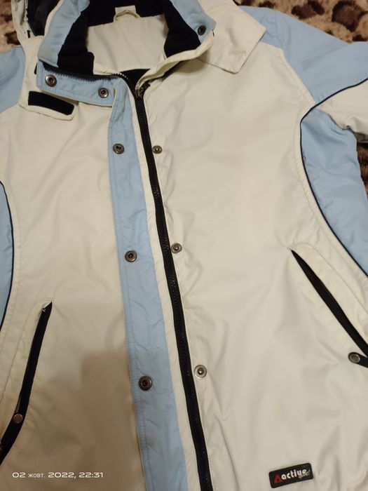 Спортивная термо курточка .