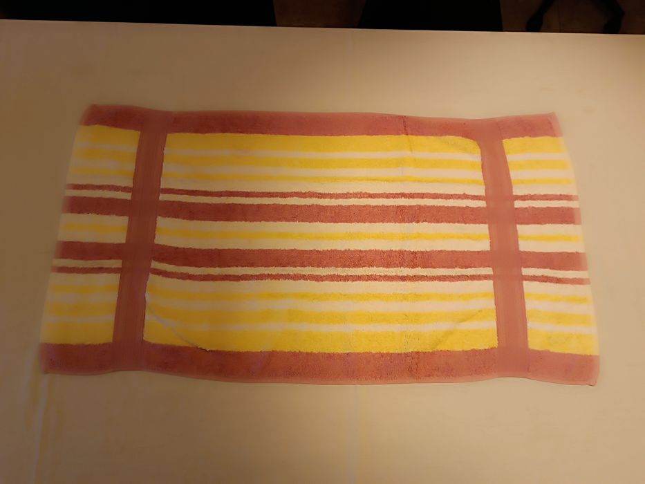 Toalha de Rosto. 92*53 cm. Como Nova