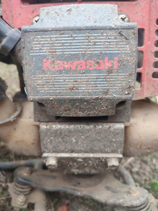 Vendo roçadeira de mochila