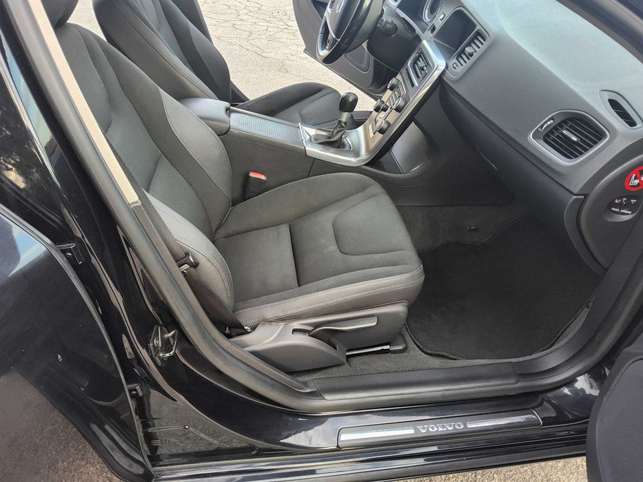 Volvo V60 D3 163 cv (2011)