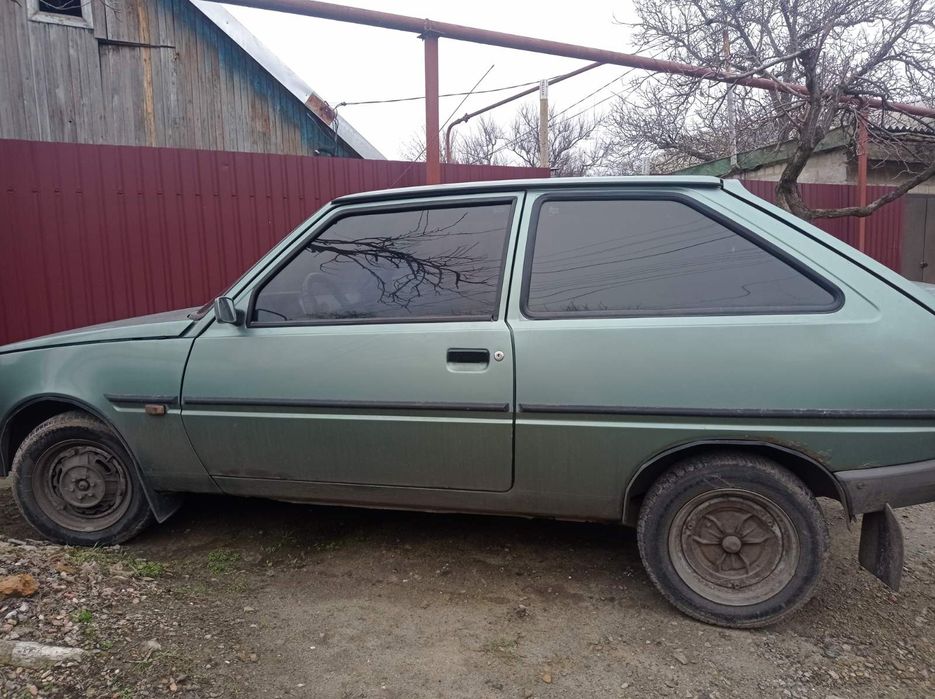 Продам  таврию  2005 рік , двигатель коробка  Ходовая   в отличном состоянии,  1,2 бензин звоните пишите спрашивайте договоримся