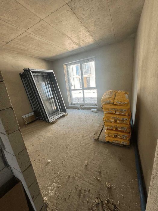 Продам 2 кімнатну Винники 62 мкв секція 4