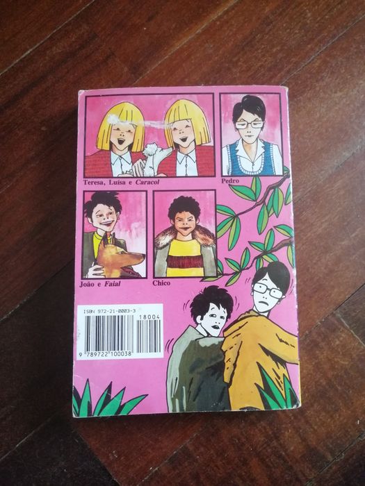 Vendo Livro "Uma Aventura: em Viagem"