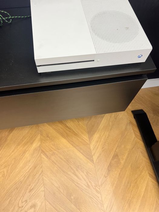 XBOX one 1TB Konsola