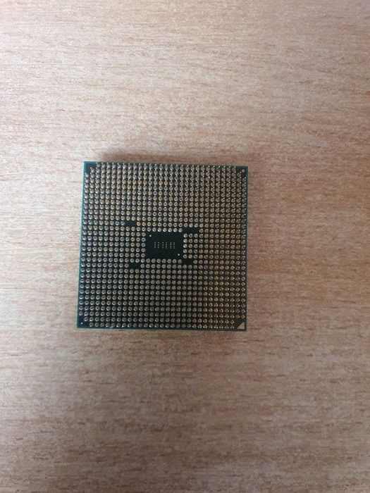 Процессор 4-х ядерный sFM2 и FM2+ AMD Athlon X4-760K 3.8 - 4.1 GHz.