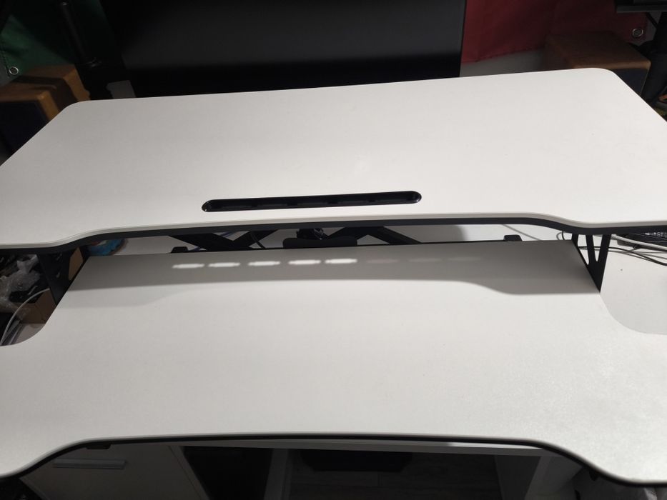 Duża podstawka na biurko z regulacją wysokości FITUEYES na 2 monitory