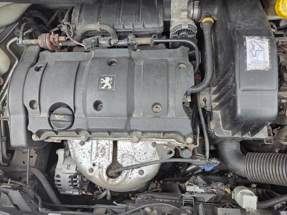 Peugeot 206 307 Partner Citroen C3 C4 Berlingo silnik 1.6 16v NFU