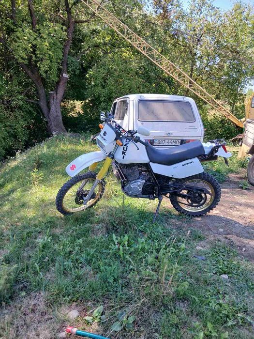 мотоцикл кросс suzuki dR