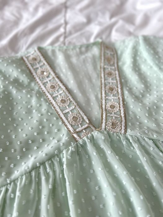 Blusa com pormenores