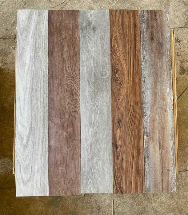 Плитка самоклеюча вінілова підлога ламінатна ламінат пол покриття