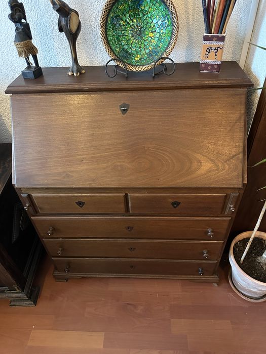 Escrivaninha madeira maçica