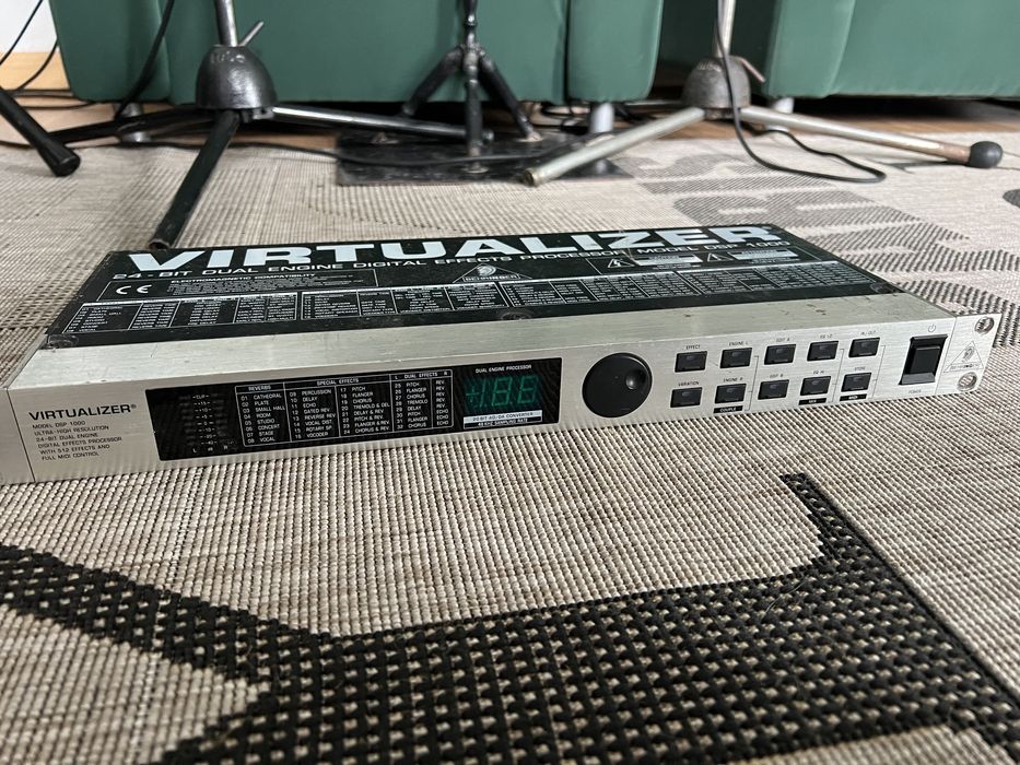 Behringer Virtualizer DSP 1000