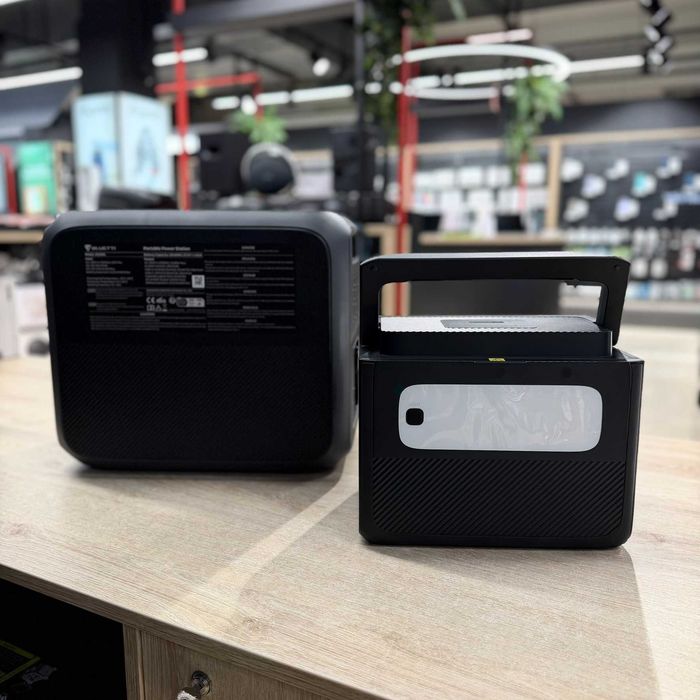 Зарядна станція BLUETTI Portable Power Station
