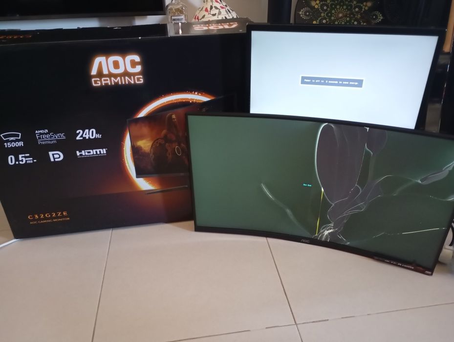 Ecrã led Aoc 32pol + led Lg 20pol troco por consola