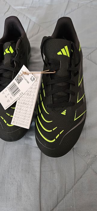 Adidas  Predator