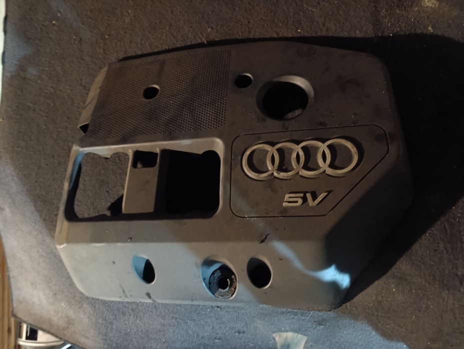 Osłona silnika obudowa plastikowa audi a3 8 l 1*8 benzyna