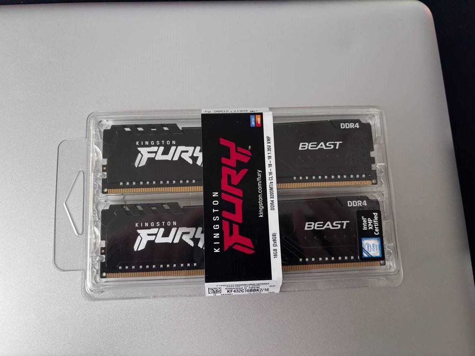 Модуль пам'яті для комп'ютера DDR4 16GB (2x8GB) 3200 MHz Fury Beast Black Kingston Fury