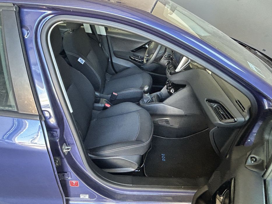 Peugeot 208 1.0 PureTech 68 Like 2015